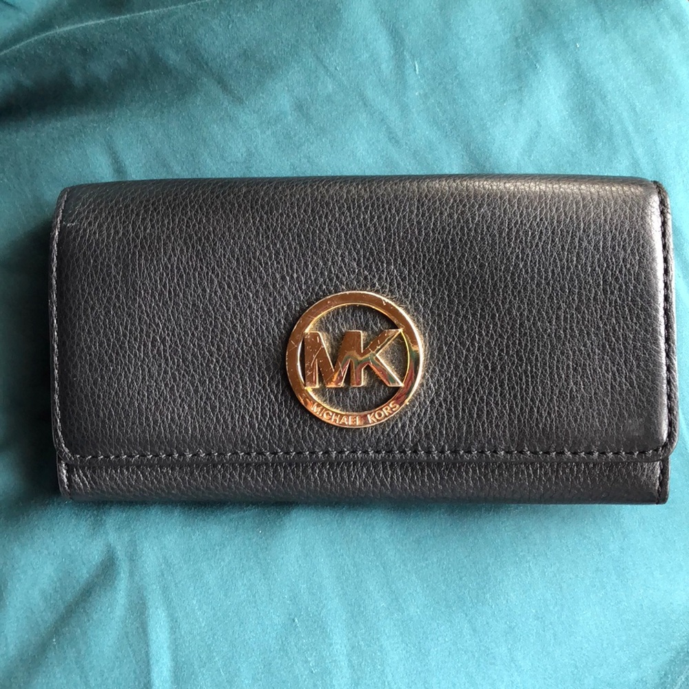 Michael Kors black wallet